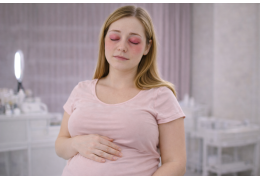 Lifting rzęs w ciąży – czy można wykonać zabieg?